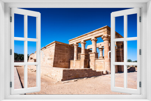 Fototapeta Naklejka Na Ścianę Okno 3D - It's Part of the Temple of Hibis, the largest and most well preserved temple in the Kharga Oasis, Egypt