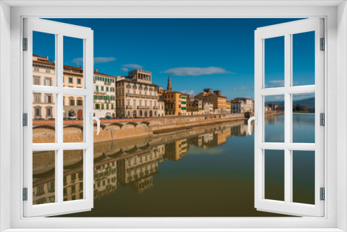 Fototapeta Naklejka Na Ścianę Okno 3D - FLORENCE, TUSCANY / ITALY - DECEMBER 27 2019: Buildings reflecion in Arno river water in Florence