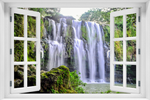 Fototapeta Naklejka Na Ścianę Okno 3D - Beautiful Waterfall Catarata Llanos de Cortes in Guanacaste, Costa Rica inmersed in the tropical rainforest 