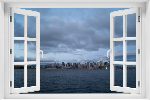 Fototapeta Naklejka Na Ścianę Okno 3D - Panoramic image of the downtown skyline of Seattle, Washington