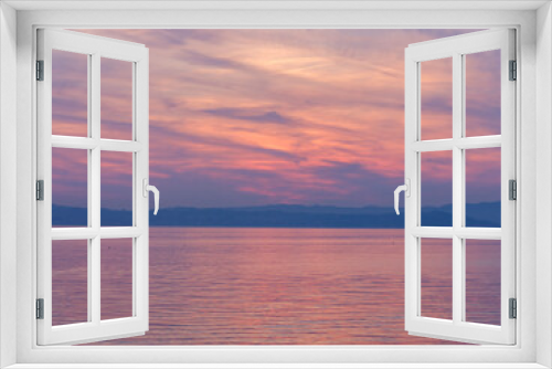 Fototapeta Naklejka Na Ścianę Okno 3D - Sunset on Lake Garda, in Sirmione