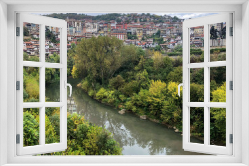 Fototapeta Naklejka Na Ścianę Okno 3D - Veliko Tarnovo, quaint town on the Yantra River in Bulgaria