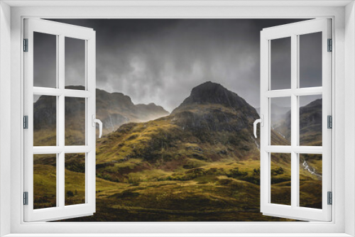 Fototapeta Naklejka Na Ścianę Okno 3D - The Three Sisters Mountains, Glencoe in the Scottish highlands. Famous three peaks of Glencoe. 