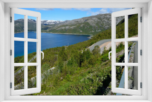 Fototapeta Naklejka Na Ścianę Okno 3D - twisted road down to fjord