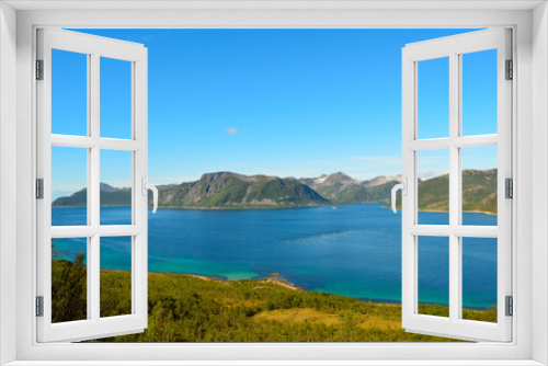 Fototapeta Naklejka Na Ścianę Okno 3D - summer landscape with majestic mountanis and deep blue fjords