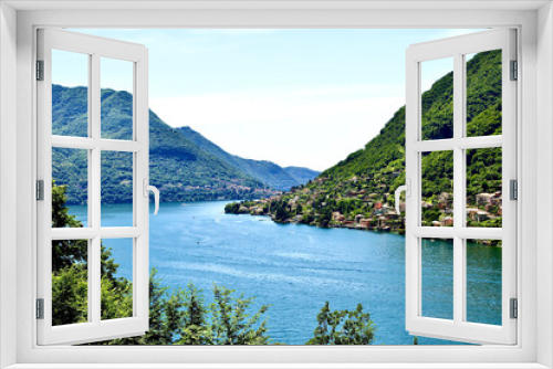 Fototapeta Naklejka Na Ścianę Okno 3D - beautiful view of Como lake Italy