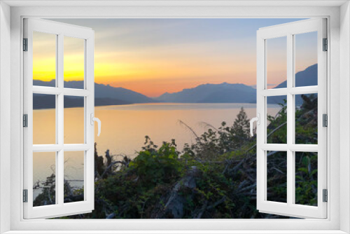 Fototapeta Naklejka Na Ścianę Okno 3D - Harrison Lake Views