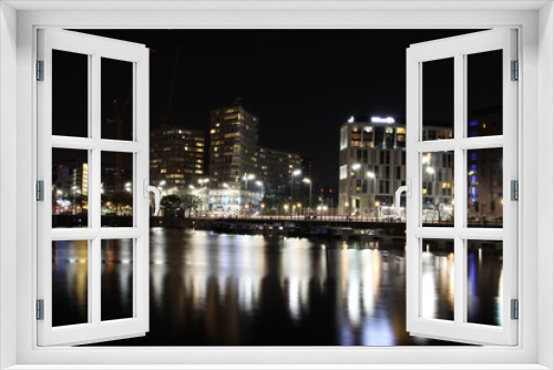 Fototapeta Naklejka Na Ścianę Okno 3D - Liverpool at night