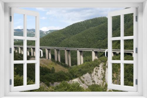 Fototapeta Naklejka Na Ścianę Okno 3D - Highway in the mountains between Tuscany and Emilia-Romagna