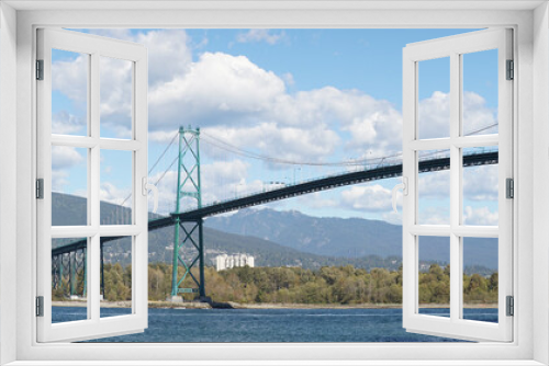 Fototapeta Naklejka Na Ścianę Okno 3D - Lions Gate Bridge suspension bridge in Vancouver, Canada.