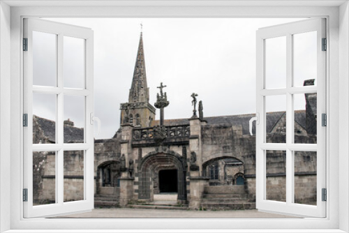 Fototapeta Naklejka Na Ścianę Okno 3D - La Martyre. Façade de l'enclos paroissial. Finistère. Bretagne	