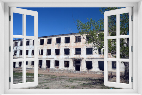 Fototapeta Naklejka Na Ścianę Okno 3D - Abandoned Soviet military base in Central Asia.