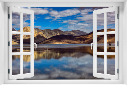 Fototapeta Naklejka Na Ścianę Okno 3D - Mountains and Pangong tso (Lake). It is huge and highest lake in Ladakh.