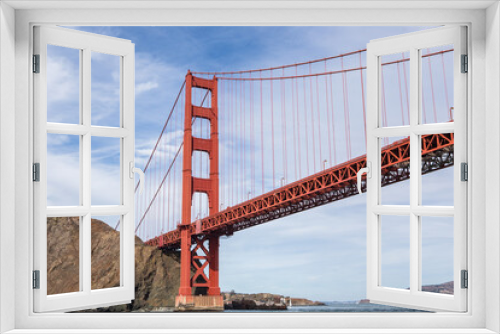 Fototapeta Naklejka Na Ścianę Okno 3D - Golden Gate Bridge, the landmark in San Francisco, California.