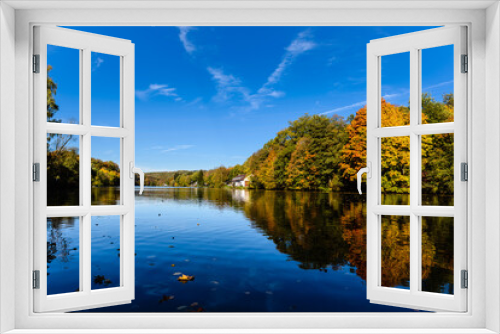 Fototapeta Naklejka Na Ścianę Okno 3D - Herbst am Beyenburger Stausee