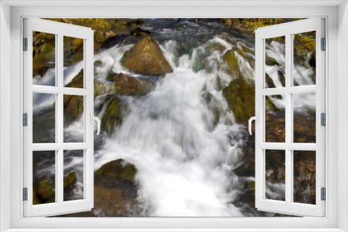 Fototapeta Naklejka Na Ścianę Okno 3D - River splashes
