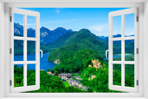 Fototapeta Naklejka Na Ścianę Okno 3D - Hohenschwangau Castle in the Bavarian Alps, Germany