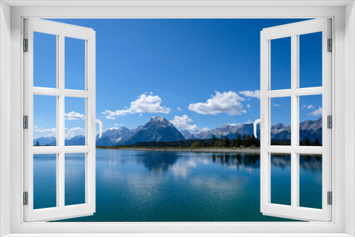 Fototapeta Naklejka Na Ścianę Okno 3D - Alpine lake Seefeld 