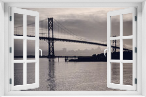 Fototapeta Naklejka Na Ścianę Okno 3D - Mount hope bridge Rhode Island 