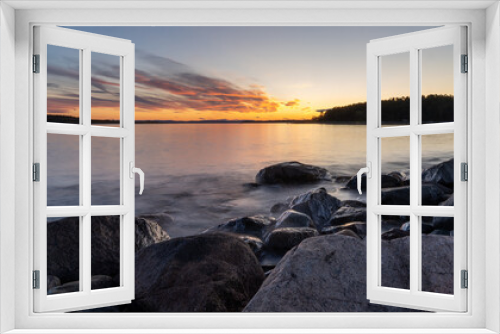 Fototapeta Naklejka Na Ścianę Okno 3D - Widok na Oslofjord z plaży w okolicy miejscowości Larkollen w Norwegii
