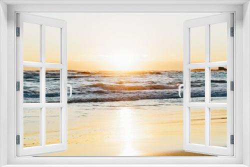 Fototapeta Naklejka Na Ścianę Okno 3D - Sunrise on palm beach looking at Currumbin