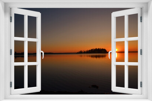 Fototapeta Naklejka Na Ścianę Okno 3D - Sunset on Astotin Lake