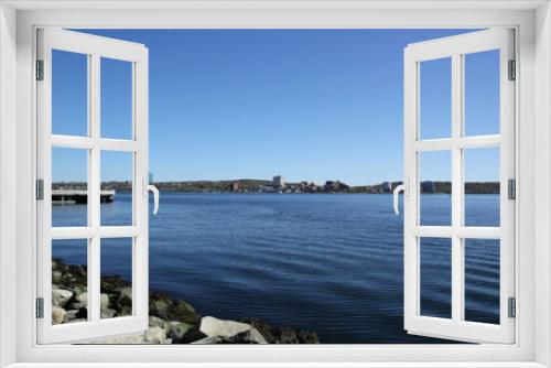 Fototapeta Naklejka Na Ścianę Okno 3D - Halifax Nova Scotia waterfront spring