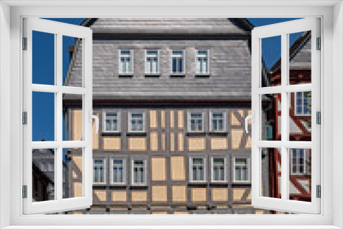 Fototapeta Naklejka Na Ścianę Okno 3D - Fachwerkhaus in der Altstadt von Herborn in Hessen, Deutschland 