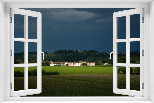 Fototapeta Naklejka Na Ścianę Okno 3D - Beautiful countryside landscape in Altavilla Vicentina, Veneto