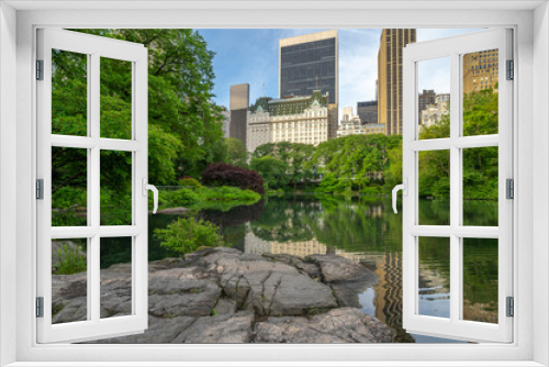 Fototapeta Naklejka Na Ścianę Okno 3D - Central Park, New York City at the lake