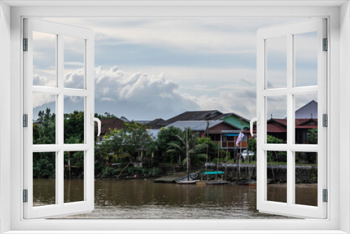 Fototapeta Naklejka Na Ścianę Okno 3D - boat trip on the Sarawak river from Kuching, Borneo