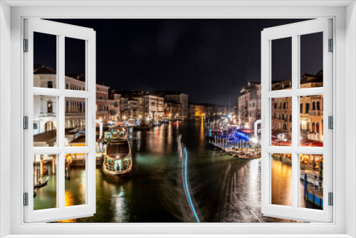 Fototapeta Naklejka Na Ścianę Okno 3D - The beautiful city of Venice in Italy seen from the boat.