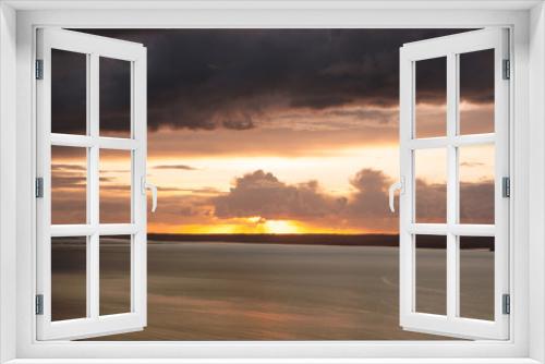 Fototapeta Naklejka Na Ścianę Okno 3D - Grey Sunset