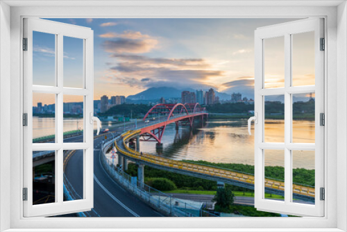 Fototapeta Naklejka Na Ścianę Okno 3D - Guandu Bridge at Dawn, Taipei, Taiwan