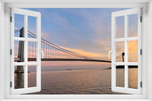 Fototapeta Naklejka Na Ścianę Okno 3D - Sunset at Verrazzano Bridge