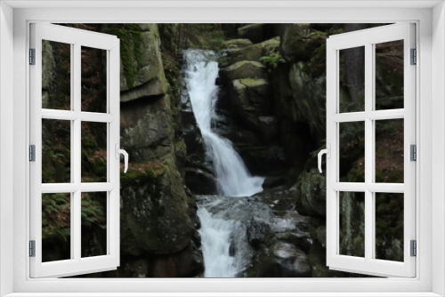 Fototapeta Naklejka Na Ścianę Okno 3D - malowniczy  obraz  wodospadu   w  górach