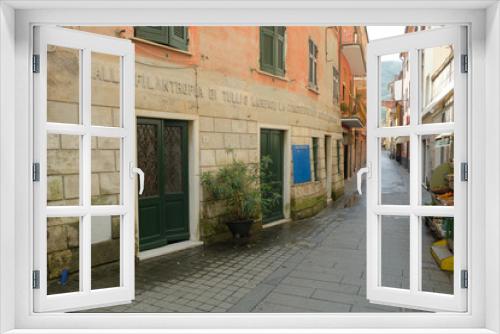 Fototapeta Naklejka Na Ścianę Okno 3D - Il centro storico di Moneglia, in provincia di Genova.