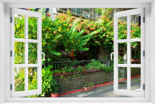 Fototapeta Naklejka Na Ścianę Okno 3D - 台湾台北市の緑に囲まれたレストラン