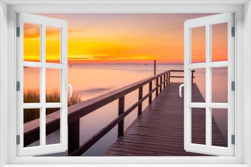 Fototapeta Naklejka Na Ścianę Okno 3D - sunset sunrise on the ocean