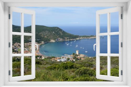 Fototapeta Naklejka Na Ścianę Okno 3D - Giglio Island, Italy: panoramic view of the coastline and Campese Beach