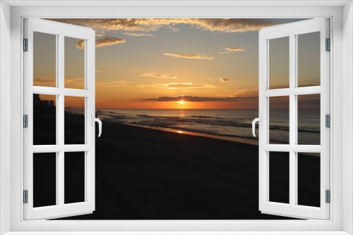 Fototapeta Naklejka Na Ścianę Okno 3D - twilight sunrise at the beach