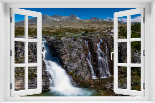 Fototapeta Naklejka Na Ścianę Okno 3D - Brudesloert waterfall in Rondane national park