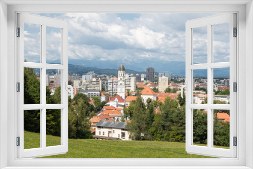 Fototapeta Naklejka Na Ścianę Okno 3D - Ljubljana is the capital of Slovenia
