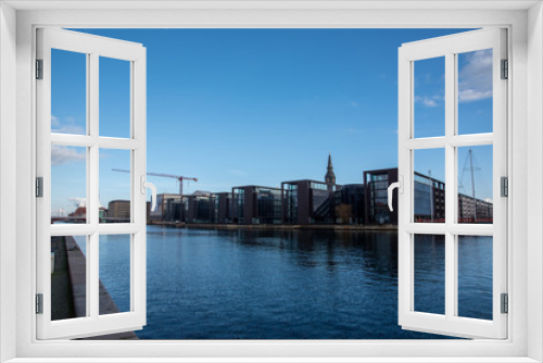 Fototapeta Naklejka Na Ścianę Okno 3D - By the water in Copenhagen (DK)
