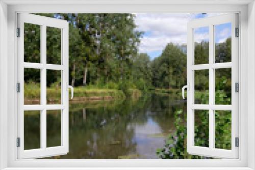 Fototapeta Naklejka Na Ścianę Okno 3D - Ourcq river in Seine et Marne country. Mareuil-sur-Ourcq village