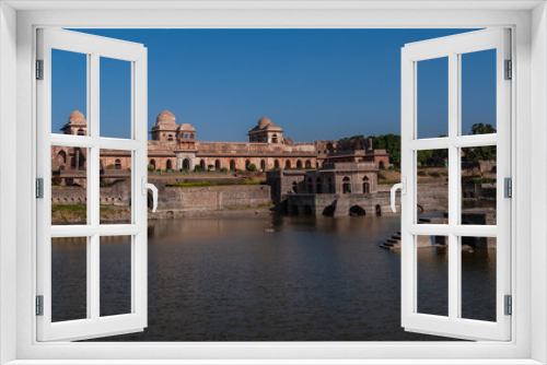 Fototapeta Naklejka Na Ścianę Okno 3D - Jahaz Mahal or Ship Palace in Mandu, Madhya Pradesh, India.