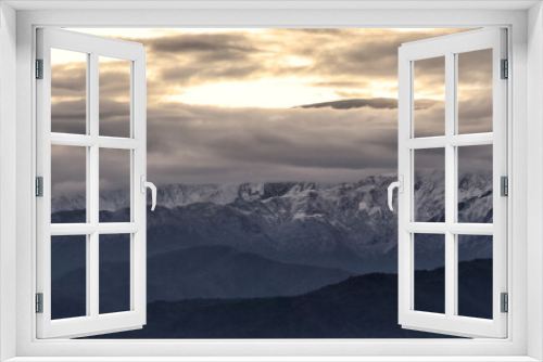 Fototapeta Naklejka Na Ścianę Okno 3D - Montañas nevadas
