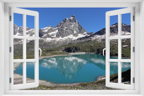 Fototapeta Naklejka Na Ścianę Okno 3D - Marvellous views of the majestic mountains among the snow-capped Alps.