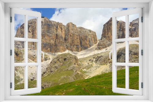 Fototapeta Naklejka Na Ścianę Okno 3D - Mountain landscape along the road to Pordoi pass, Dolomites