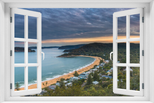 Fototapeta Naklejka Na Ścianę Okno 3D - Sunset Seascape Panorama over Broken Bay